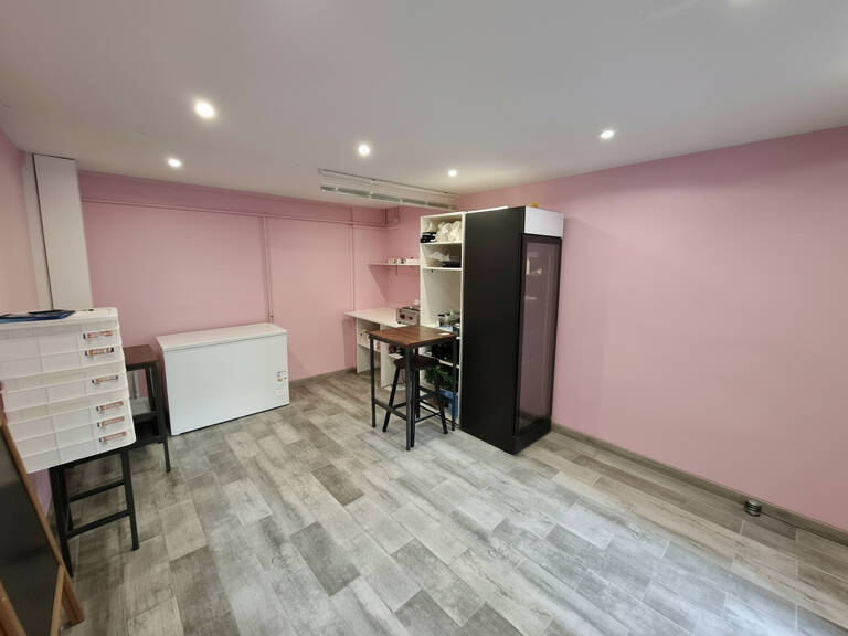 Fonds de commerce Marseille 16 m2 Vente de sucrerie et Gâteaux — photo 1