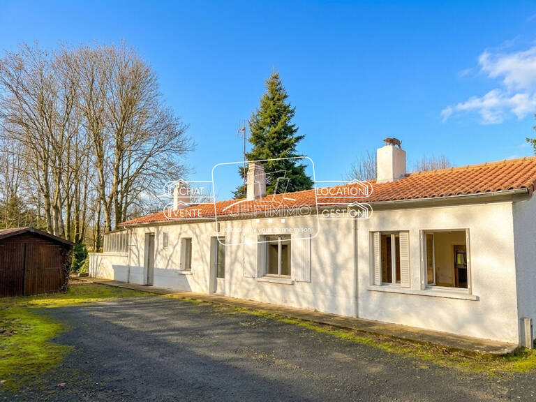 Maison Saint Julien De Concelles 5 pièce(s) 101.48 m2 — photo 1
