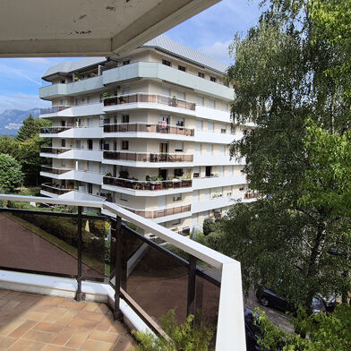 Appartement 4 pièces 276500 €