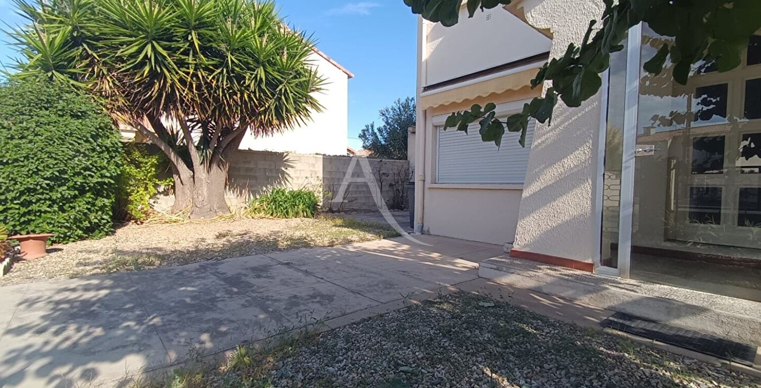 FRONTIGNAN - Maison R+1 de type 5 de 89M² avec garage — photo 1