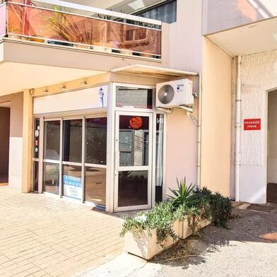 Commerce  123000 €