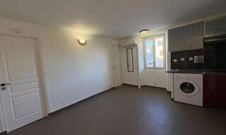 Appartement 2 Pièces 31 m² à louer à Saint-Laurent-du-Var (06700)