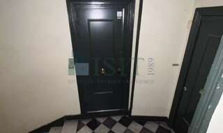 Commerce  160 m² à louer à Nice (06300)