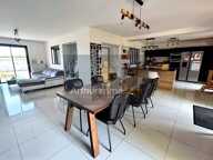 Maison 5 Chambres + bureau / sous-sol total — photo 3