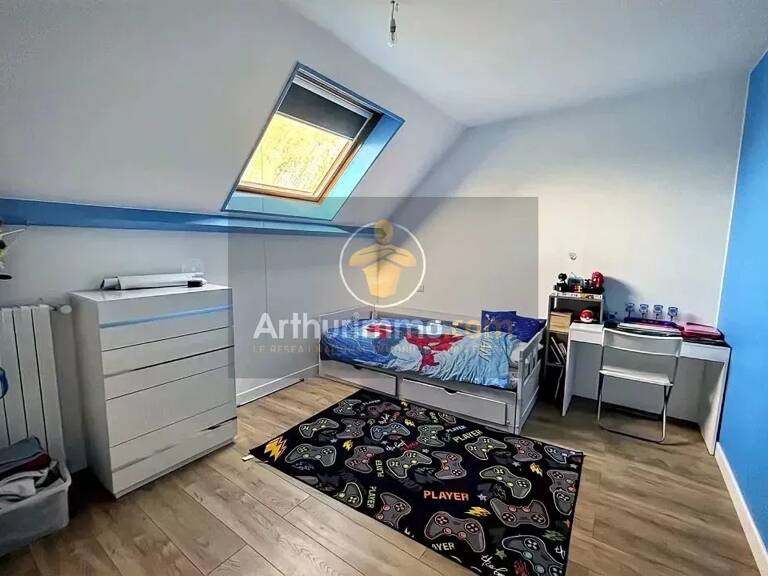 Maison 5 Chambres + bureau / sous-sol total — photo 1