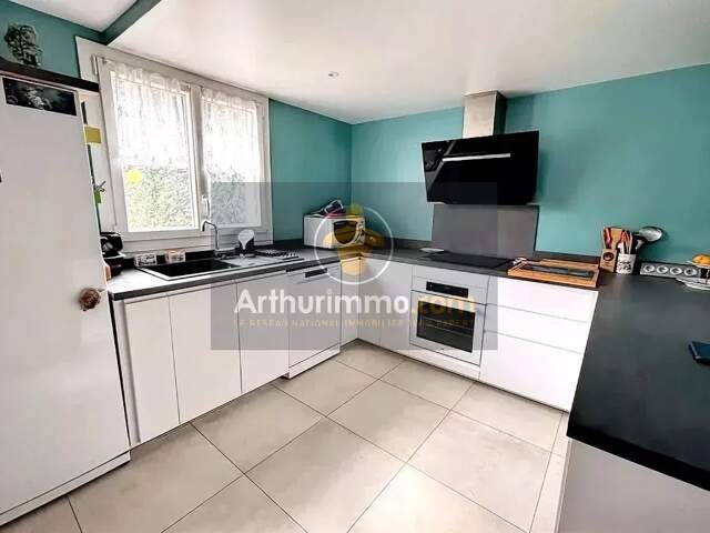 MOISSY CRAMAYEL Maison 130 m2 - 5 Chambres — photo du bien