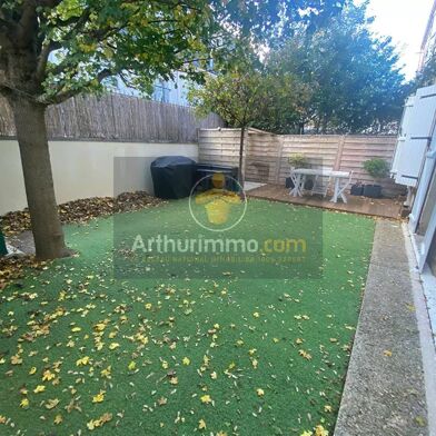 Appartement 2 pièces 900 €