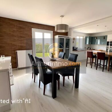 Maison 5 pièces 369000 €