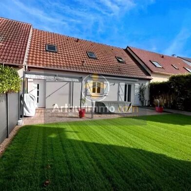 Maison 5 pièces 369000 €