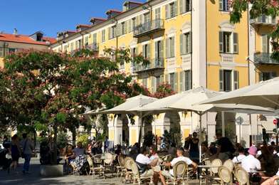 Commerce  525000 €