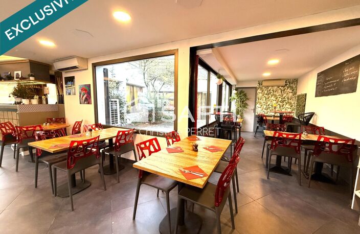 Bar restaurant Murs et fonds à côté de la Gare — photo 3