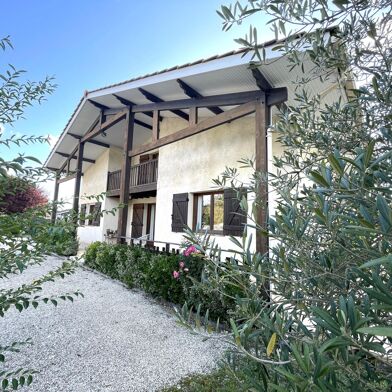 Maison 7 pièces 680550 €