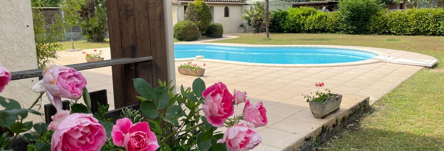 Maison 7 Pièces 186 m² à vendre à Lège (33950)
