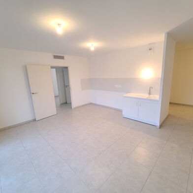 Appartement 3 pièces 1022 €