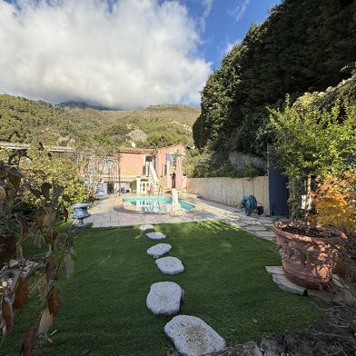 Maison 6 pièces 1090000 €