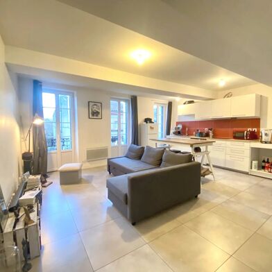 Immeuble  240000 €