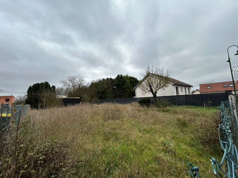 Terrain 472m2 avec liberté de projet — photo 1