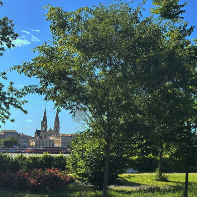 Appartement 5 pièces 414750 €