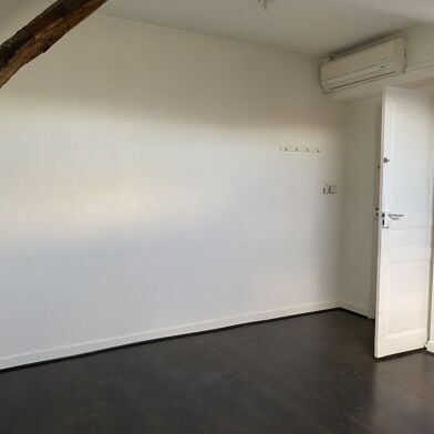 Appartement 3 pièces 720 €