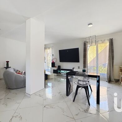 Maison 5 pièces 289900 €