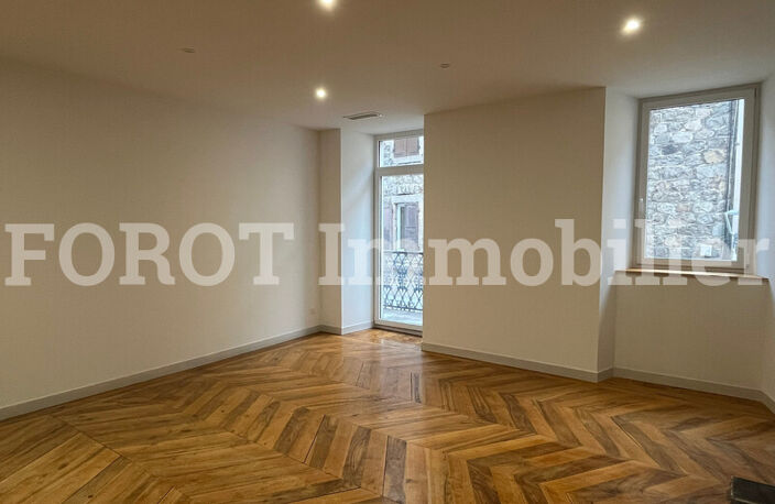 T3 — photo 3