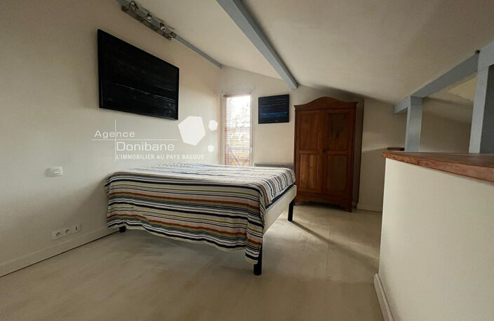 BASSUSSARRY, Maison 4 chambres, avec vue sur la Rhune et sur le golf  de Bassussarry. — photo 5