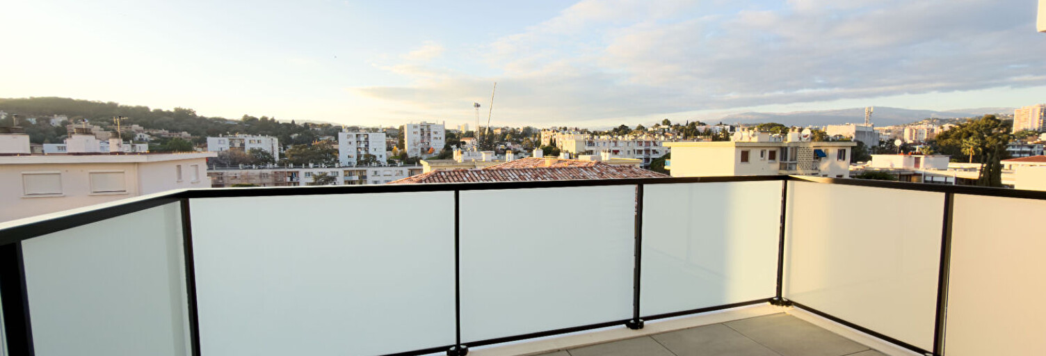 Appartement 3 Pièces 67 m² à louer à Cannes (06400)