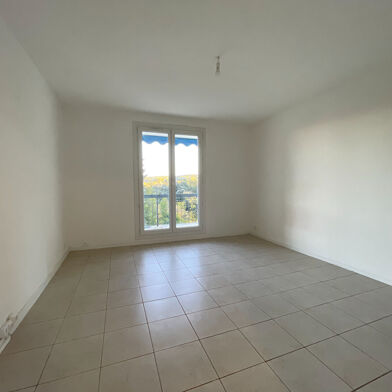 Appartement 1 pièces 470 €