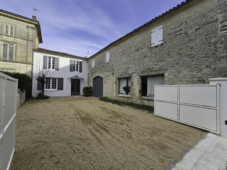 Maison — photo 1