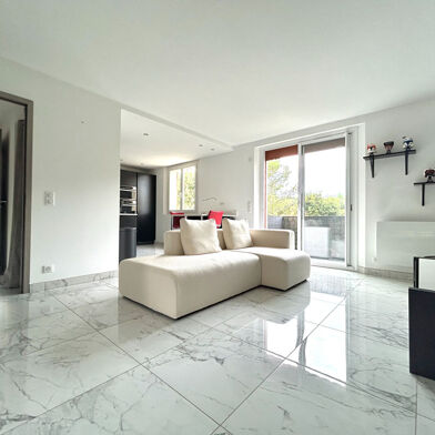 Appartement 3 pièces 1100 €