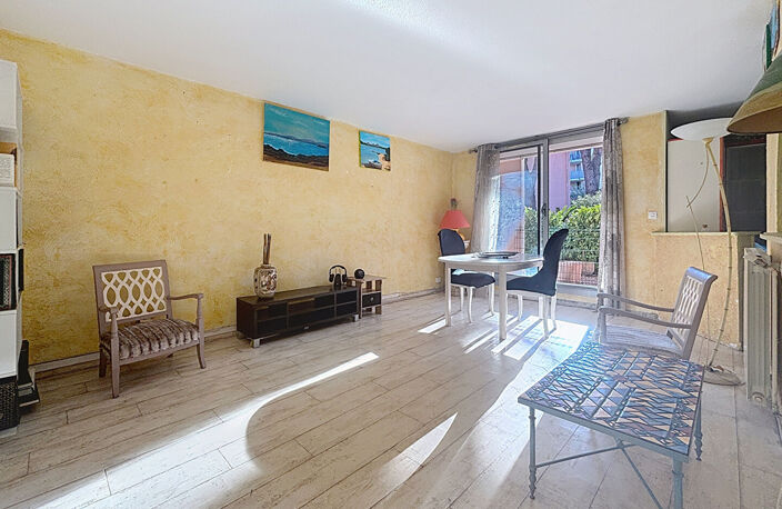 Fréjus - Appartement T3 de 61 m² avec garage, au calme et proche des commerces — photo 5