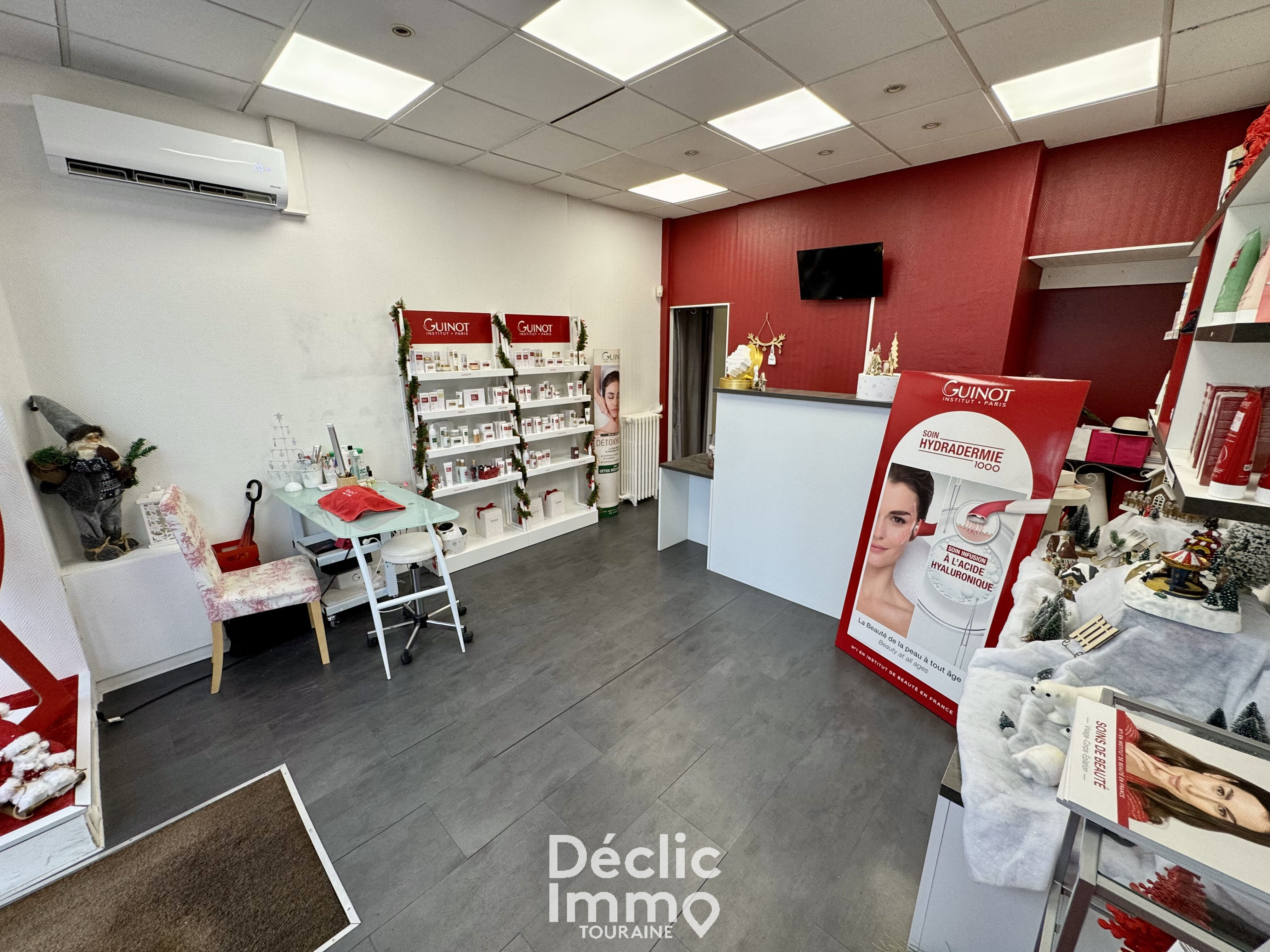 Local commercial  T3 à vendre Tours 37000