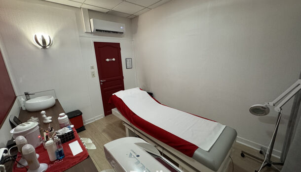 Local commercial 3 pièces  à vendre Tours 37000