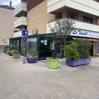 Commerce  170000 €