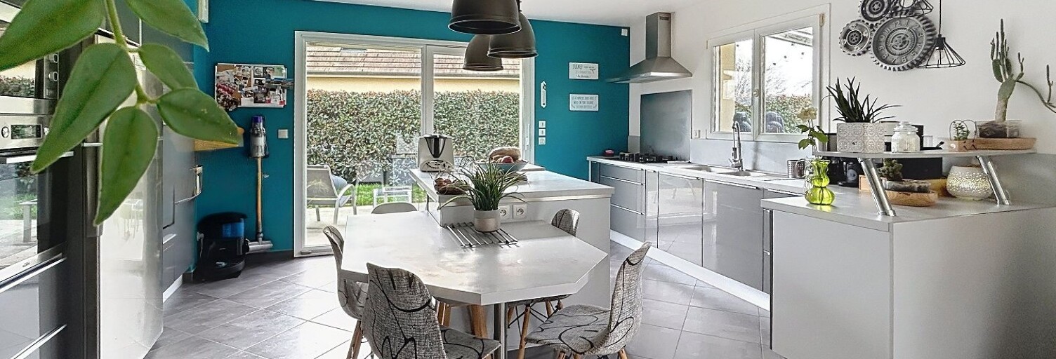 Maison 10 Pièces 220 m² à vendre à Sannerville (14940)