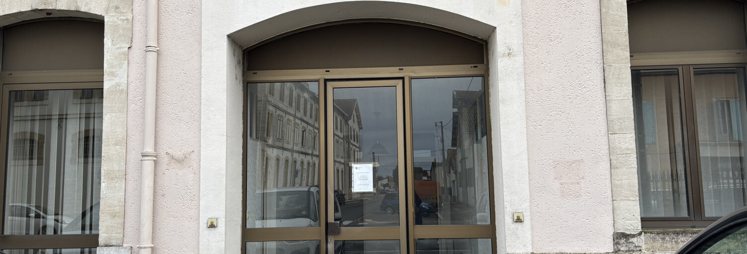 Commerce  80 m² à louer à Tonneins (47400)