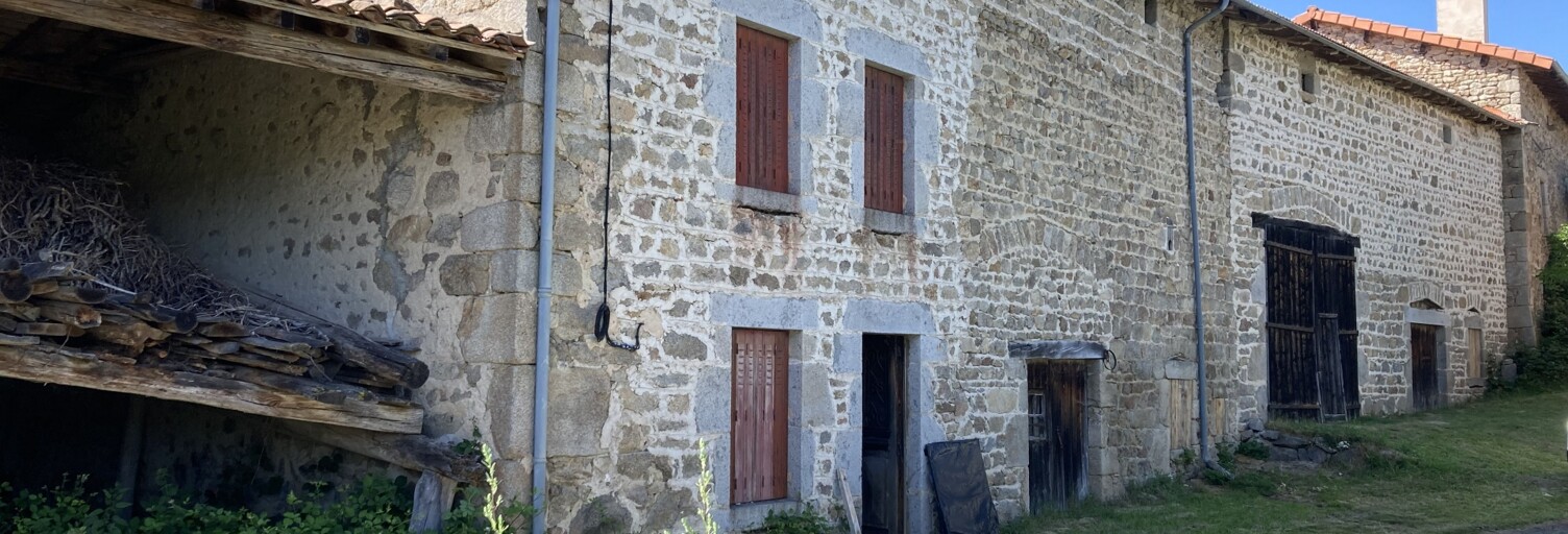 Maison 4 Pièces 90 m² à vendre à Saint-Amant-Roche-Savine (63890)