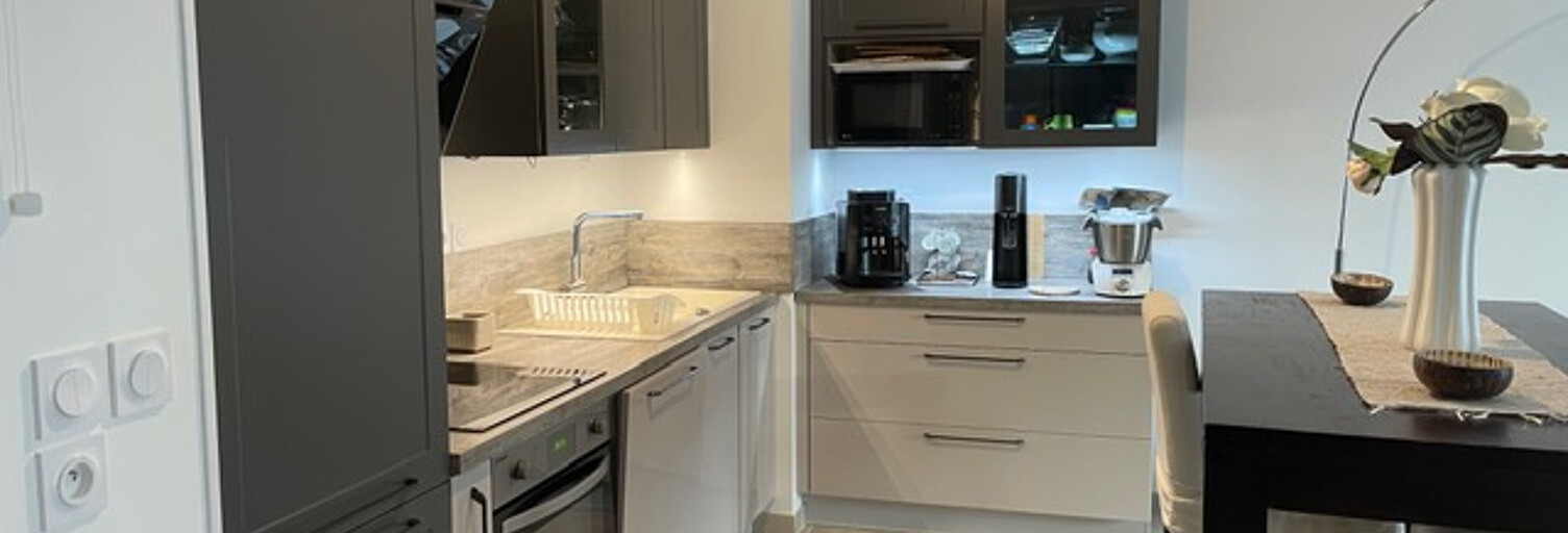 Appartement 2 Pièces 53 m² à vendre à Saint-Cyr-sur-Mer (83270)