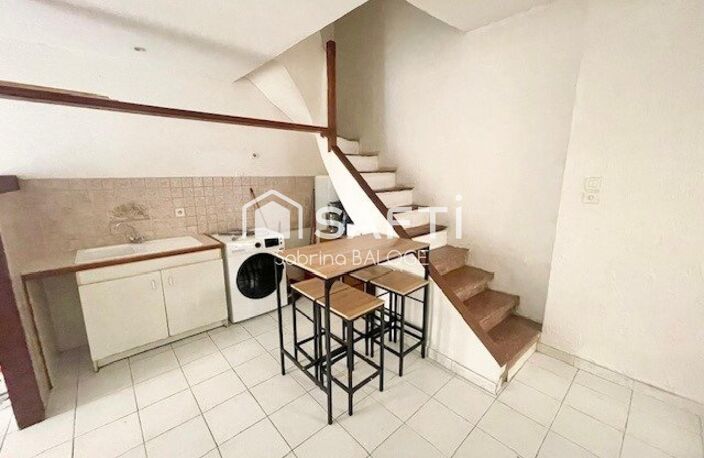 Maison à rénover plus grand espace de stockage — photo 2
