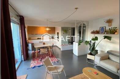 Appartement 4 pièces 220500 €