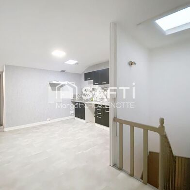 Maison 4 pièces 80000 €