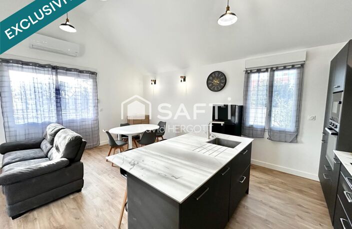 Propriété composée de deux logements rénové et entièrement meublées  755 m² de terrain clôturé — photo 3