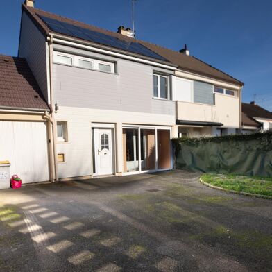 Maison 5 pièces 254400 €