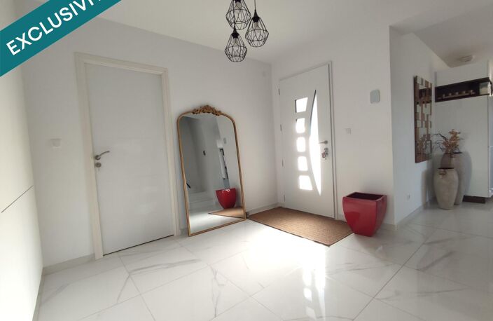 maison neuve, contemporaine, — photo 2