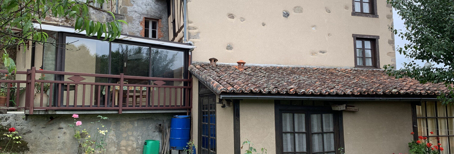 Maison 5 Pièces 92 m² à vendre à Confolens (16500)