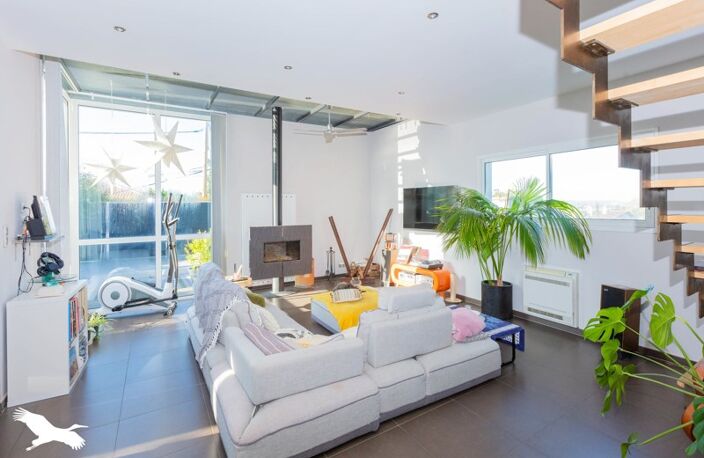 Contemporaine de 6 pièces principales — photo 2
