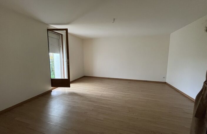 Vente immeuble  288 m² Noyant-de-Touraine (37800) — photo 4