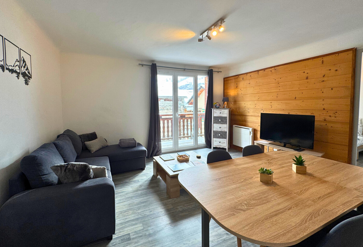Rare à la vente : 2 pièces rénové, exposé sud — photo 1