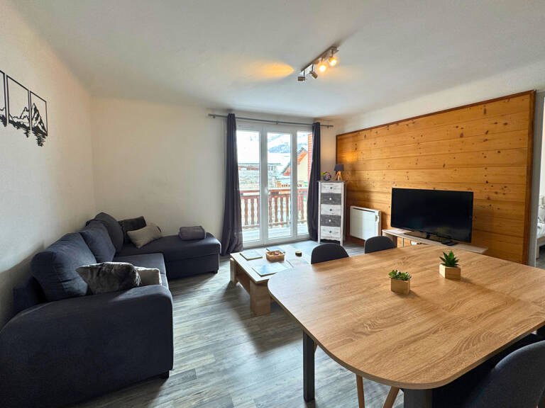 Rare à la vente : 2 pièces rénové, exposé sud — photo 1