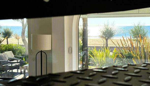 Villa / Maison 12 pièces  à vendre Royan 17200